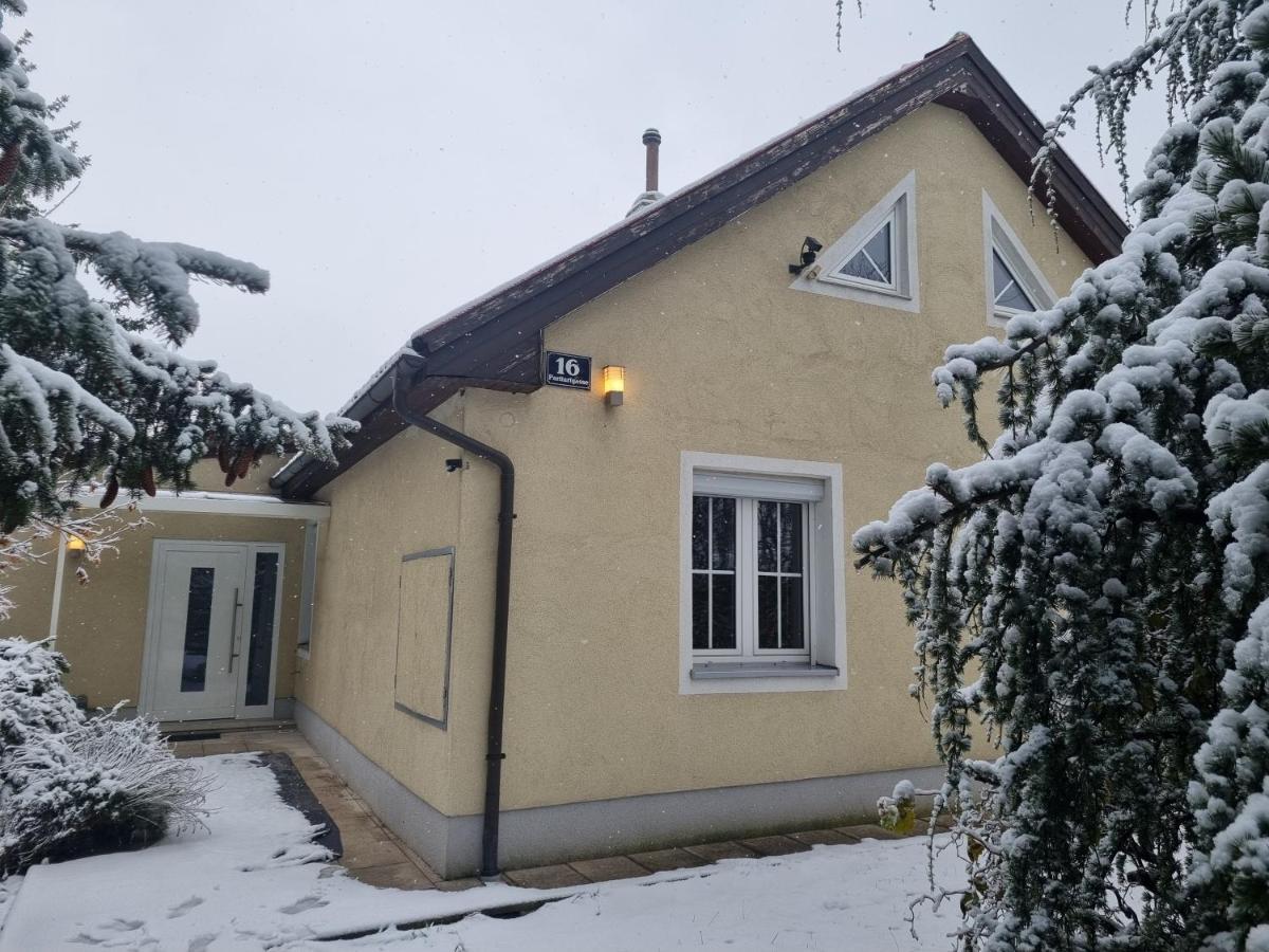 Villa With Private Sauna And Jacuzzi, 8 Min From Schloss Schoebrunn Bécs Kültér fotó